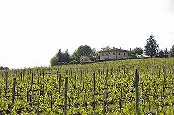 Hotel Fattoria Agriturismo Il Colombaio 2*