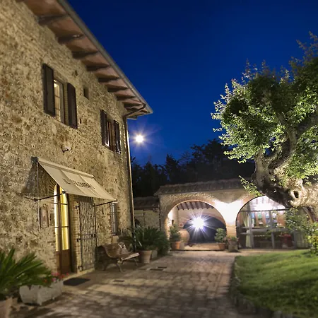 Fattoria Agriturismo Il Colombaio Hotel 2*